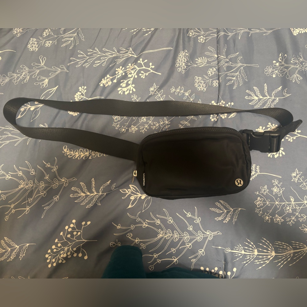 Lululemon Black Crossbody Bag